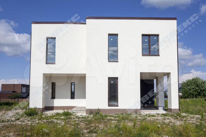 Коттедж 160 м² на участке 12 сот.