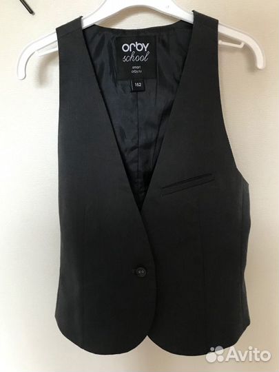 Школьный жилет для девочки