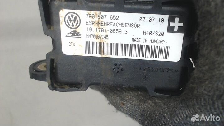 Датчик ускорения Volkswagen Touareg, 2011