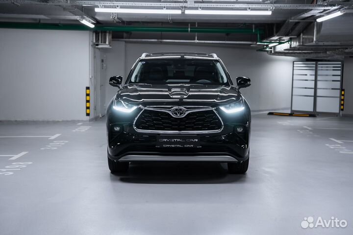 Toyota Highlander 2.0 AT, 2024, 2 км