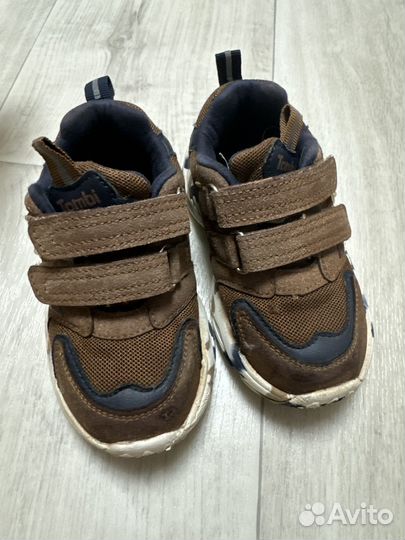 Кроссовки томби 24