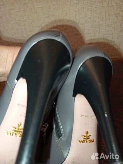 Ботинки женские 37 размер