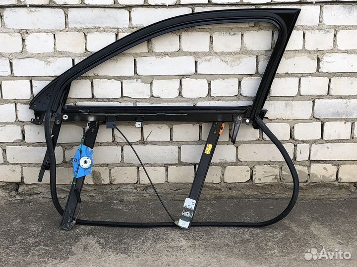 Стеклоподъемник передний правый Ауди А4 В6; А4 В7