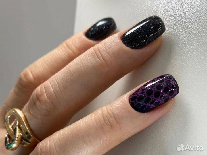 Акция на маникюр до конца месяца