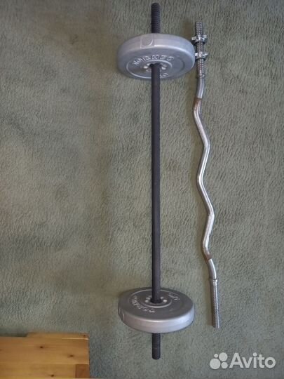 Скамья для жима со стойками и штангой бу