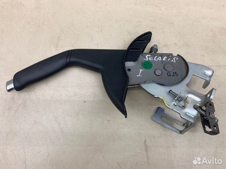 Ручка стояночного тормоза Hyundai Solaris седан