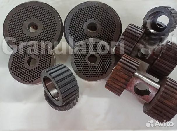 Матрица для гранулятора с пресс-вальцами(роликами)