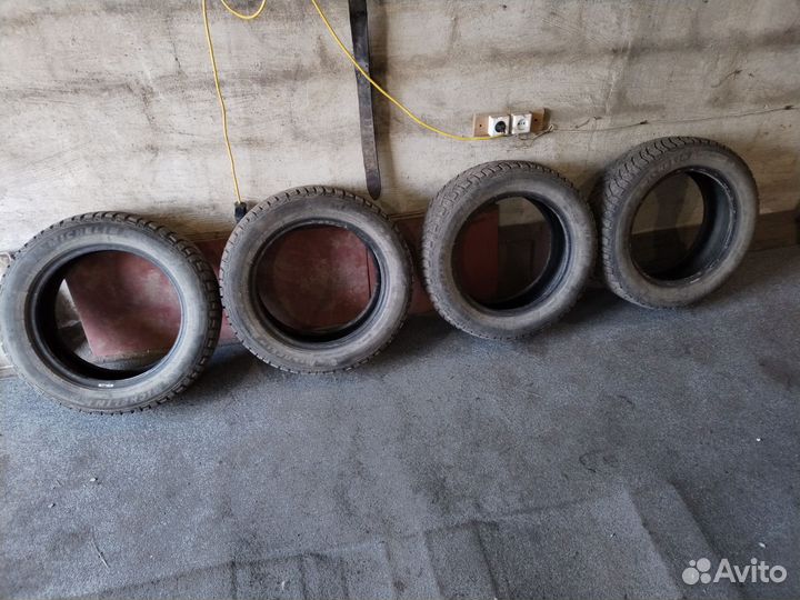 Michelin X-Ice North 4 205/55 R16