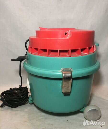 Пылесос уралец ухл 4.2 СССР 1989 год