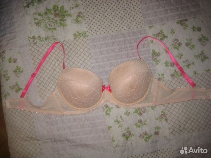 Отличный бюстгальтер Hailis Германия р. 85В