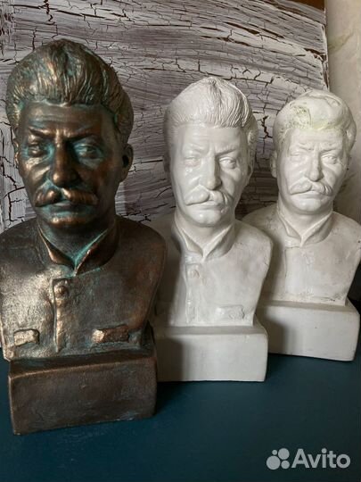 Бюст Сталина И.В