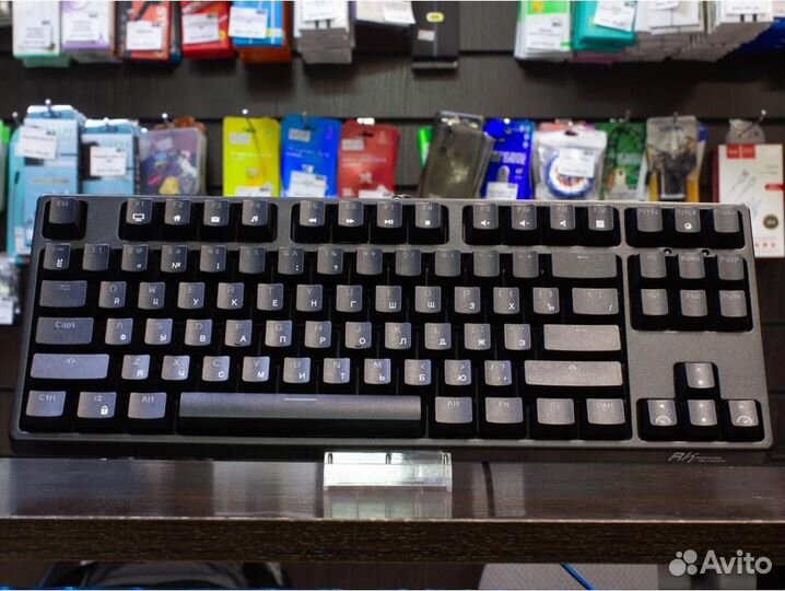 Проводная механическая клавиатура с подсветкой Roy