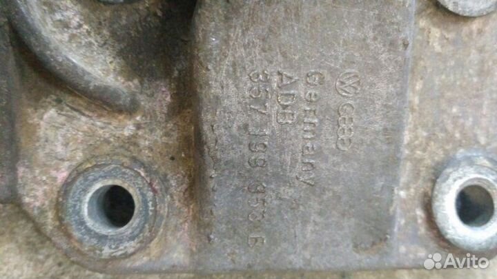 Кронштейн АКПП Volkswagen Vento 1991-1997