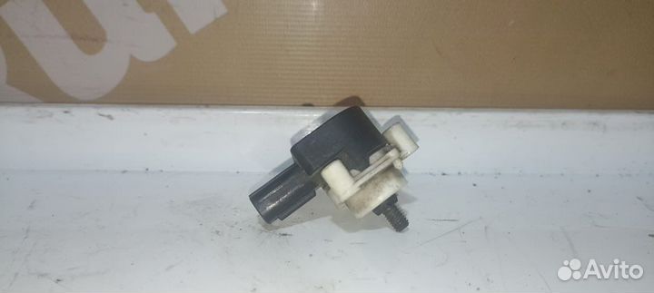 Датчик положения кузова Toyota Mazda Subaru Lexus
