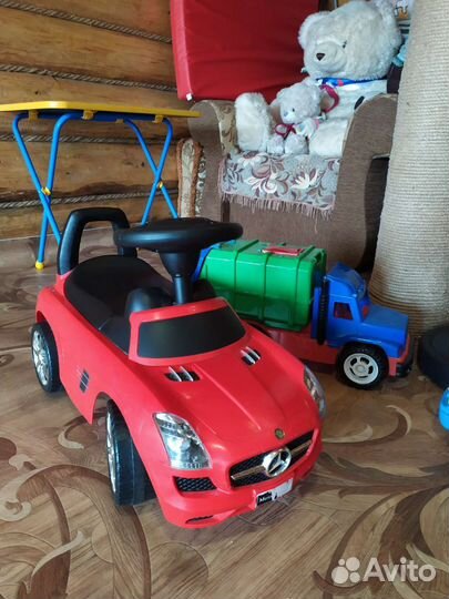 Машинка-каталка