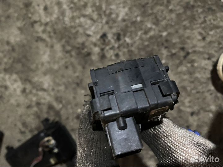 Подрулевой переключатель правый bmw 5 E39