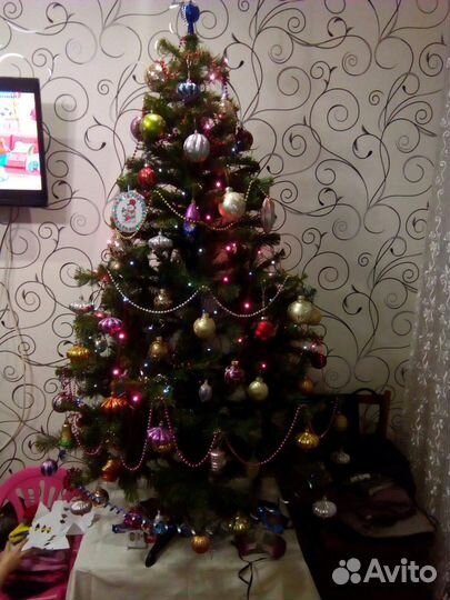 Елка искусственная 180