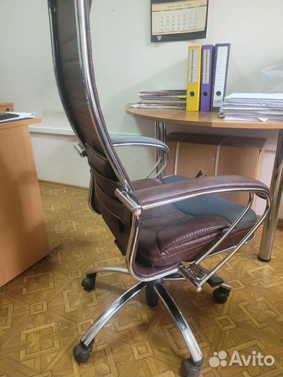 Кресло руководителя бу