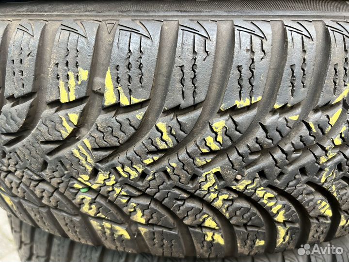 Kumho WinterCraft WP51 165/65 R15