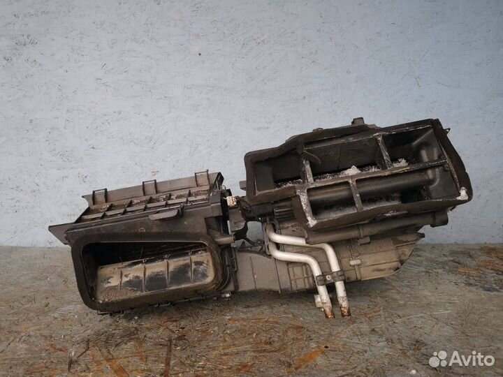 Отопитель в сборе (печка) Hyundai Elantra XD 2001