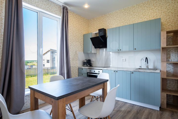 Дом 196 м² на участке 7 сот.