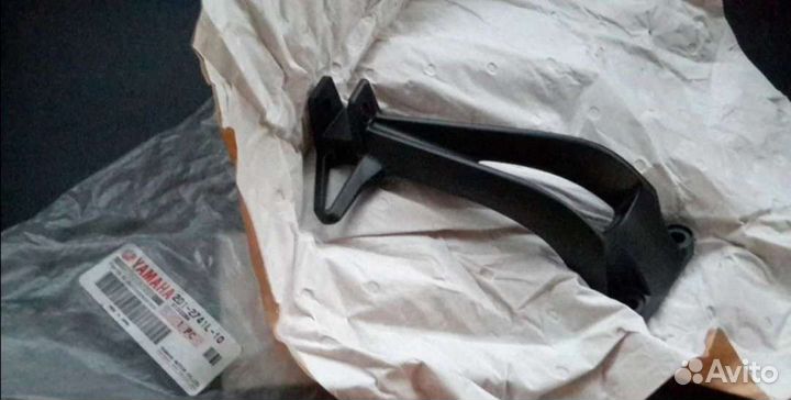 Новый оригинальный кронштейн подножки Yamaha Fz1