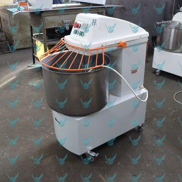 Машина тестомесильная %22мтм-40%22