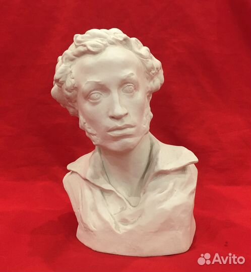 Бюст. А.С. Пушкин. Фарфор. Бисквит. СССР