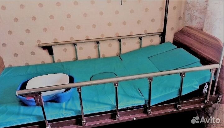 Медицинская кровать для лежачих больных IU 5124M