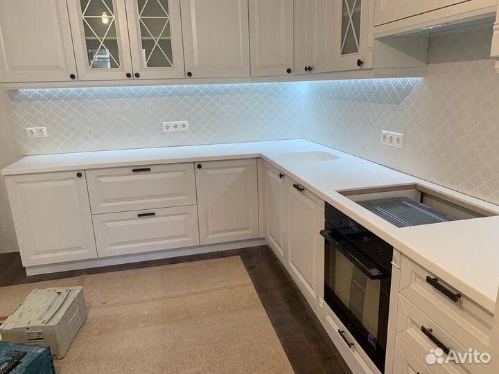 Столешница из кварцевого агломерата камня