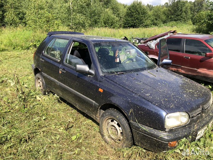 Volkswagen golf 3 1,8 моновпрыск