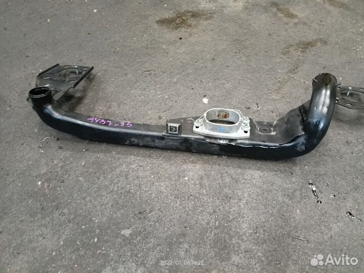 Балка поперечная передняя Audi A4 Avant B7 BGB