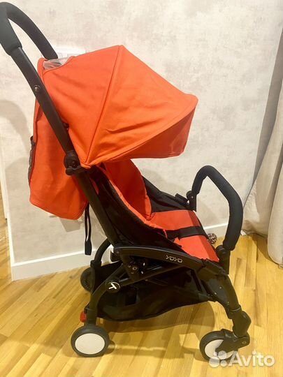 Прогулочная коляска yoya