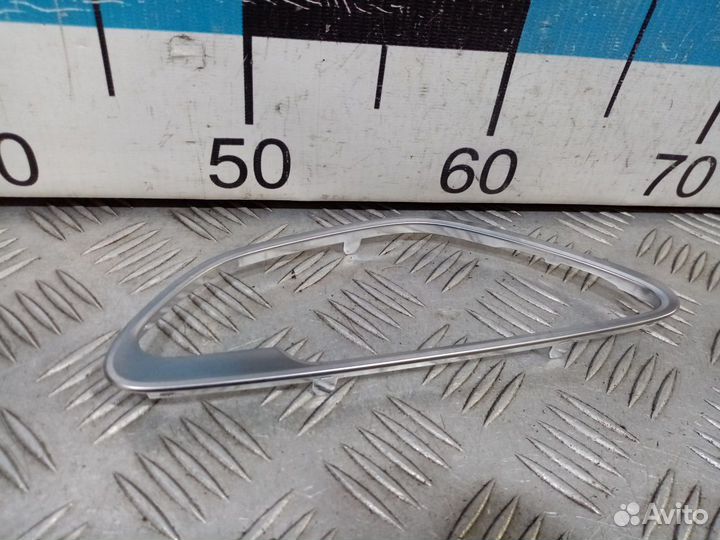 Б/У Накладка ручки внутренней W213#002