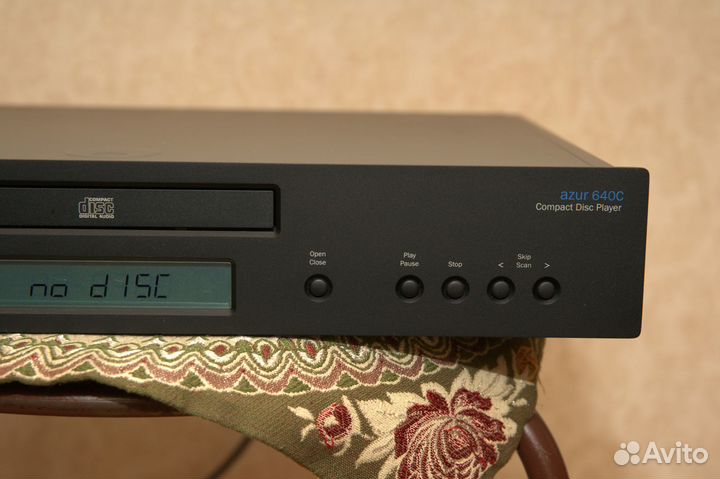 CD проигрыватель Cambridge Audio Azur 640c