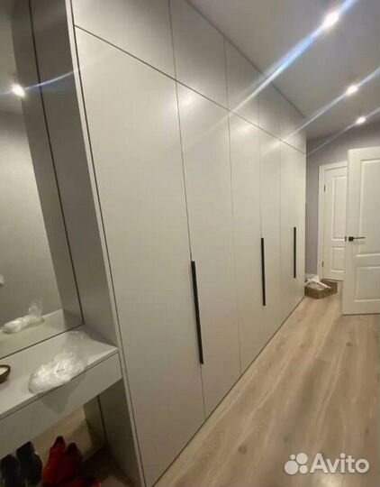 Шкаф по индивидуальному заказу