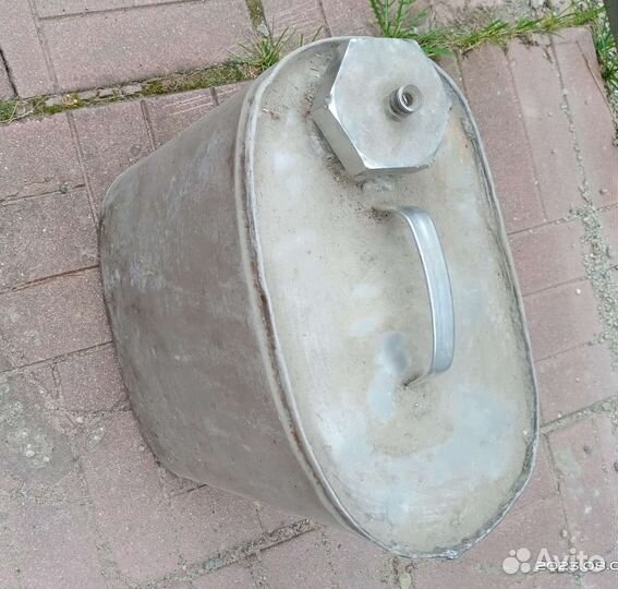 Канистра из нержавеющей стали около 20л