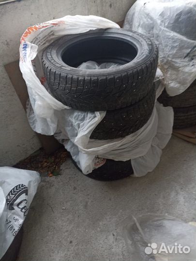 Dunlop Dectes SP001 215/55 R17