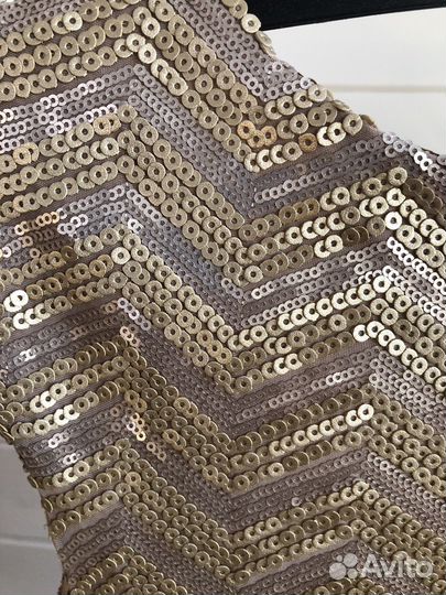 Платье с пайетками