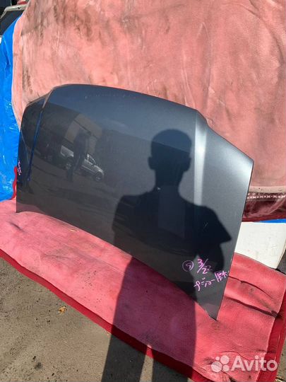 Капот Volkswagen Touran 2003-2006