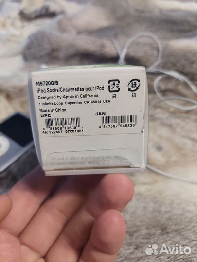 Apple socks iPod m9720G/B