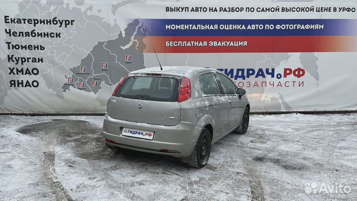 Моторчик заслонки отопителя Fiat Punto (199)