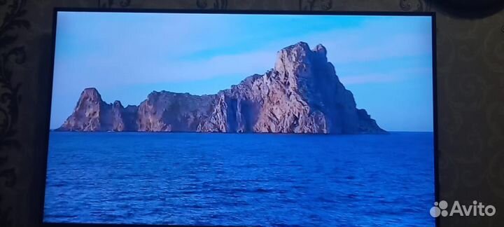 Телевизор smart tv Samsung