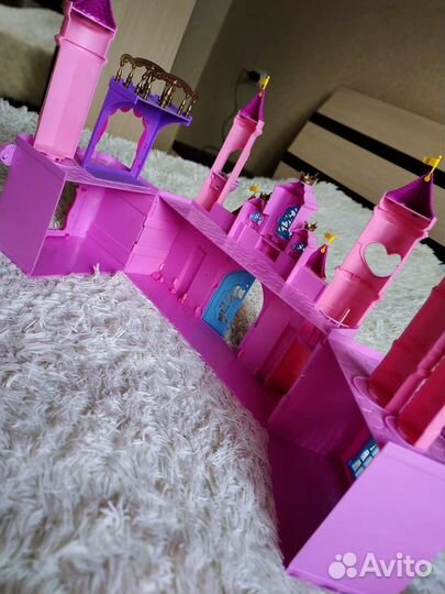 Игрушка Замок