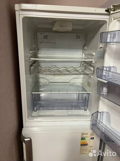 Холодильник б/у