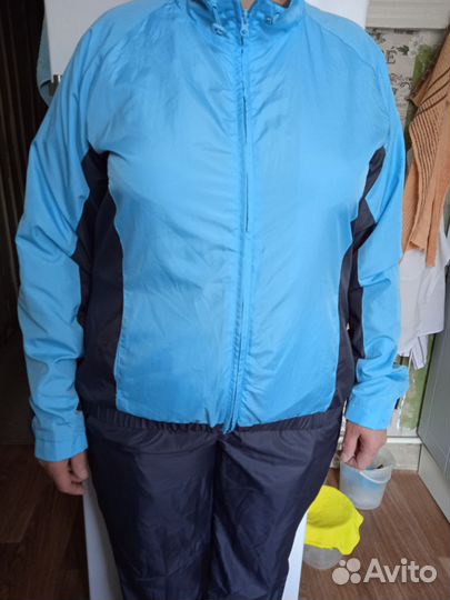 Спортивный костюм женский