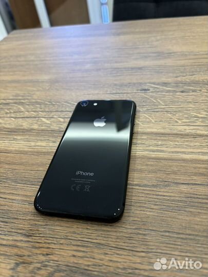 iPhone 8, 64 ГБ