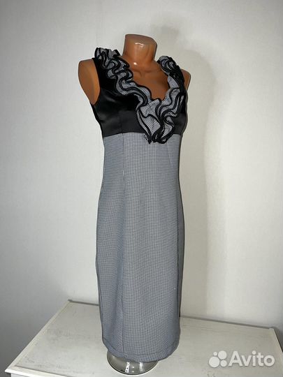 Платье офисное 42-44 р. Польша (38+6)