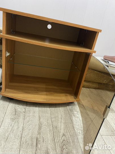 Тумба под телевизор