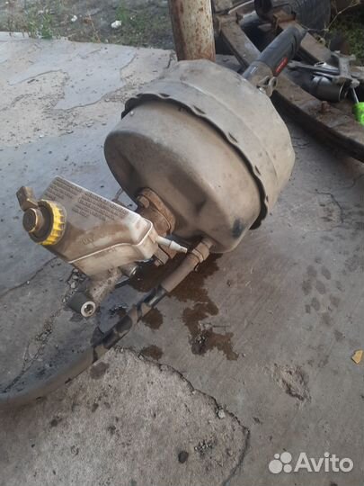 Вакуум УАЗ под абс буханка 2011 год